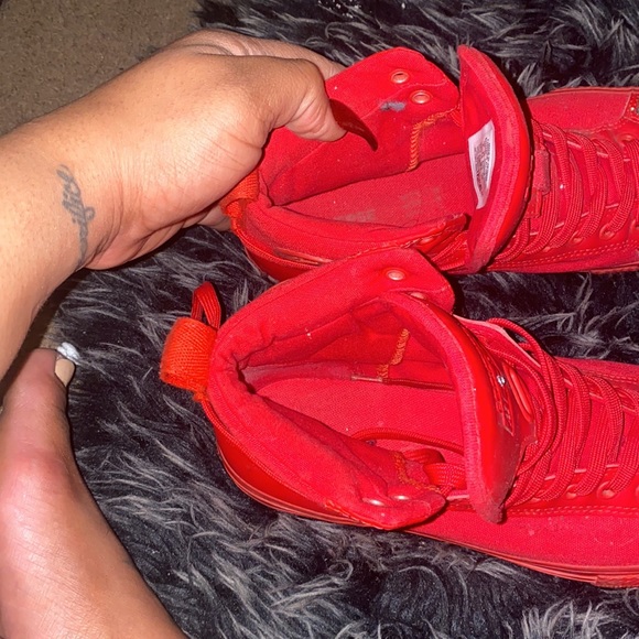 Custom chucks - Picture 6 of 7